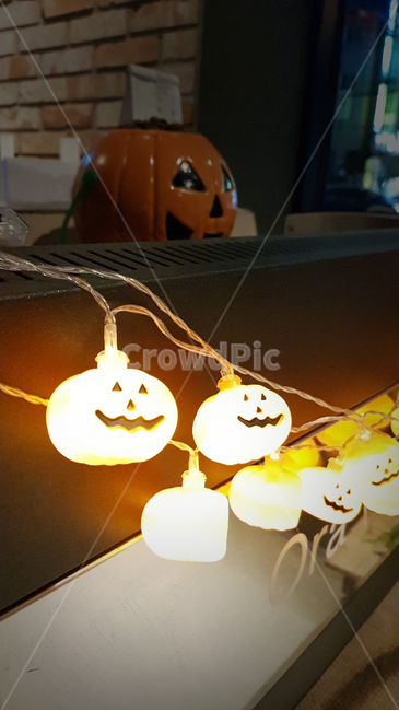 할로윈,holloween,호박,pumpkin,조명,light,jackolantern,잭오랜턴,lantern,소품,인테리어,실내디자인,interior design,사물,물건,오브젝트,thing,object,matter