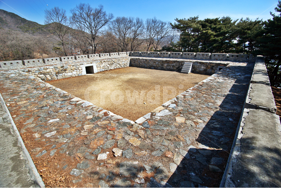 망양돈대,돈대,강화도,외포리,포좌,치첨,조선시대,군사시설,석성,자연,풍경,nature,landscape,한국자연풍경,한국자연경관,korea nature landscape,flagstone,판석,slate,슬레이트