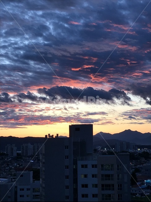 어두음,nature,아파트,일몰,붉음,태양