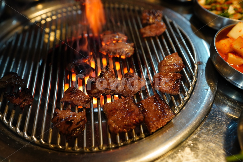 한우,고기,안주,구이,소,먹방,한식,육식,육류,음식,먹거리,식사,음식,식재료,요리,food,cook,meal,dishes,food reserves,육류,고기,meat
