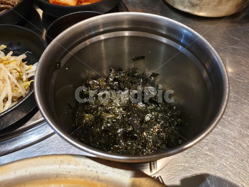 음식,반찬,맛집,김,김가루,식당,그릇,콩나물,접시,요리,조리,레시피