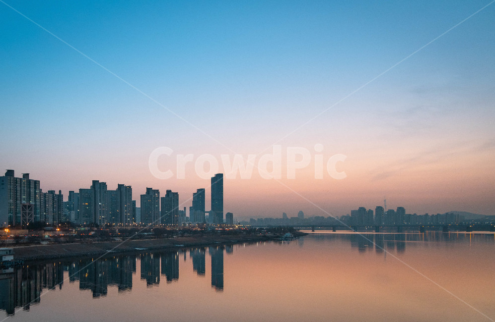 하늘,노을,일몰,일출,강,야경,밤,풍경,nightscape,night,landscape,도시,city,한국도시풍경,한국도시경관,korea cityscape,색깔,색상,색채,색감,color sense,color sensitivity,feeling of color,urban,어반,시티,building,건물,town,metropolis,중심지