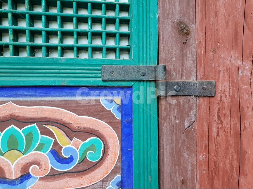 한국전통,전통,문양,문살,패턴,문고리,손잡이,직지사,한국불교,절,사찰,문,무늬,한국사찰,종교,불교,한지,여닫이문,koreantradition,koreanculture,koreanbuddhisttempledoor,한국전통,한국문화,korean traditional,korean culture,건축물,건물외관,exterior,building,structure,architecture,construction