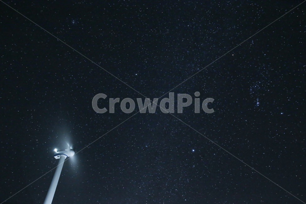 Gangwondo,night view,windpowergenerator,star,Milky Way,wind power plant