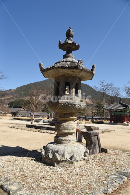 실상사,석등,문화재,보물,기념물,사찰,절,건축물,temple,architecture,bulding