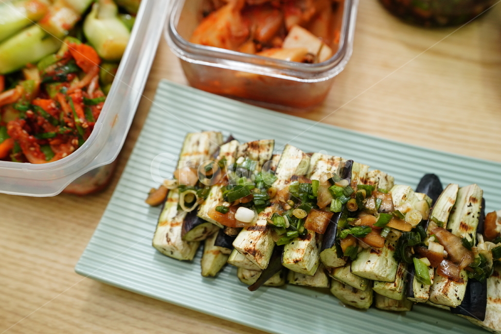 반찬,가지,구이,야채,채소,집밥,음식,푸드,접시,식단,건강식,먹거리,한식