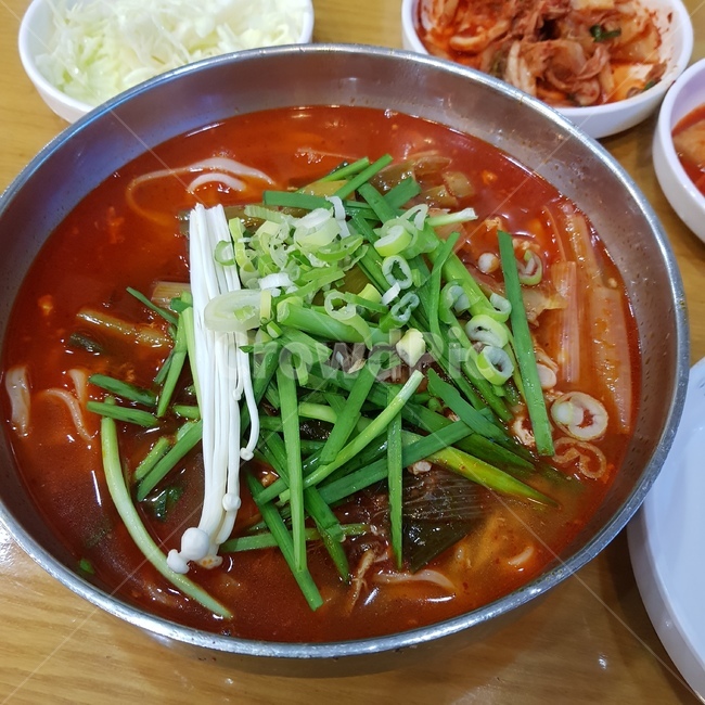 음식,육개장닭칼국수,육개장,칼국수,food,koreanfood,맛있는음식