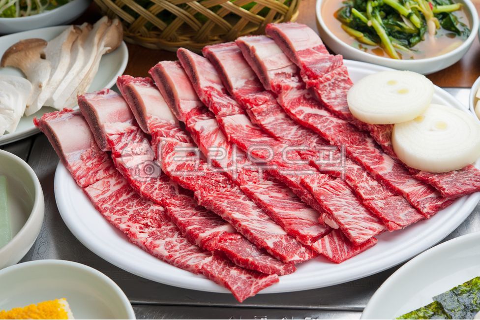 한우,갈비,갈비살,한우갈비살,소갈비,육류,소고기,소,한식,숯불,숯불구이,koreanbeef,primeribs,charcoalgrill,육류,고기,meat