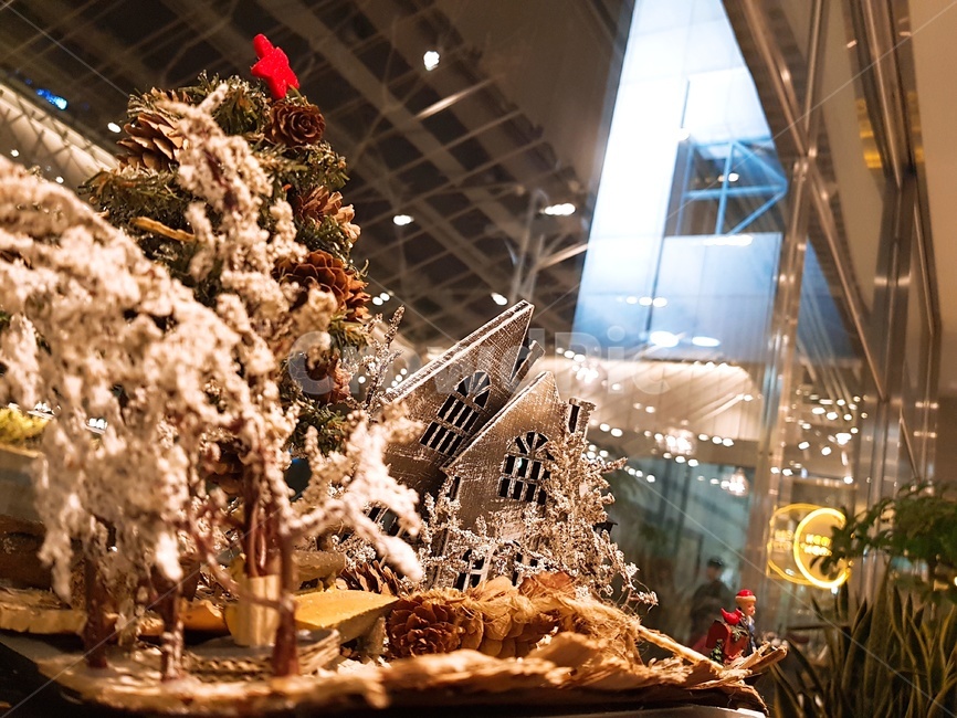 tree,나무,ornament,크리스마스트리,christmastree,장식,plant,식물,배경화면,사물,물건,오브젝트,thing,object,matter