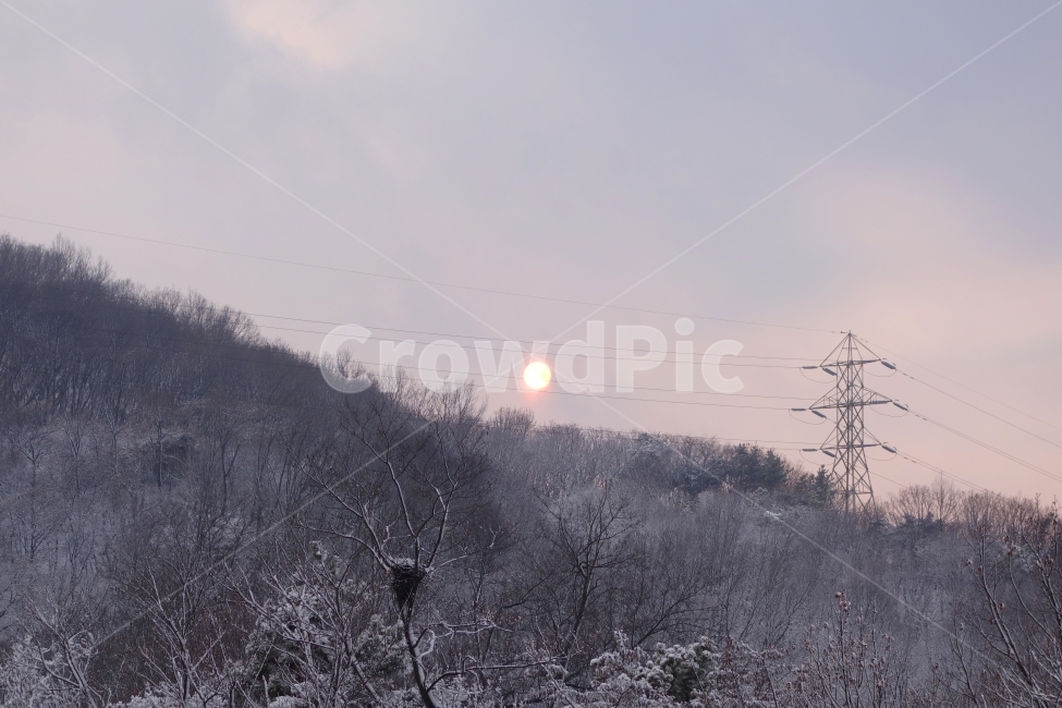 눈,겨울,설산,노을,일몰,태양,자연,저녁,눈내린풍경,snow,sun,mountain,sunset,겨울,계절,winter,season,자연,풍경,nature,landscape