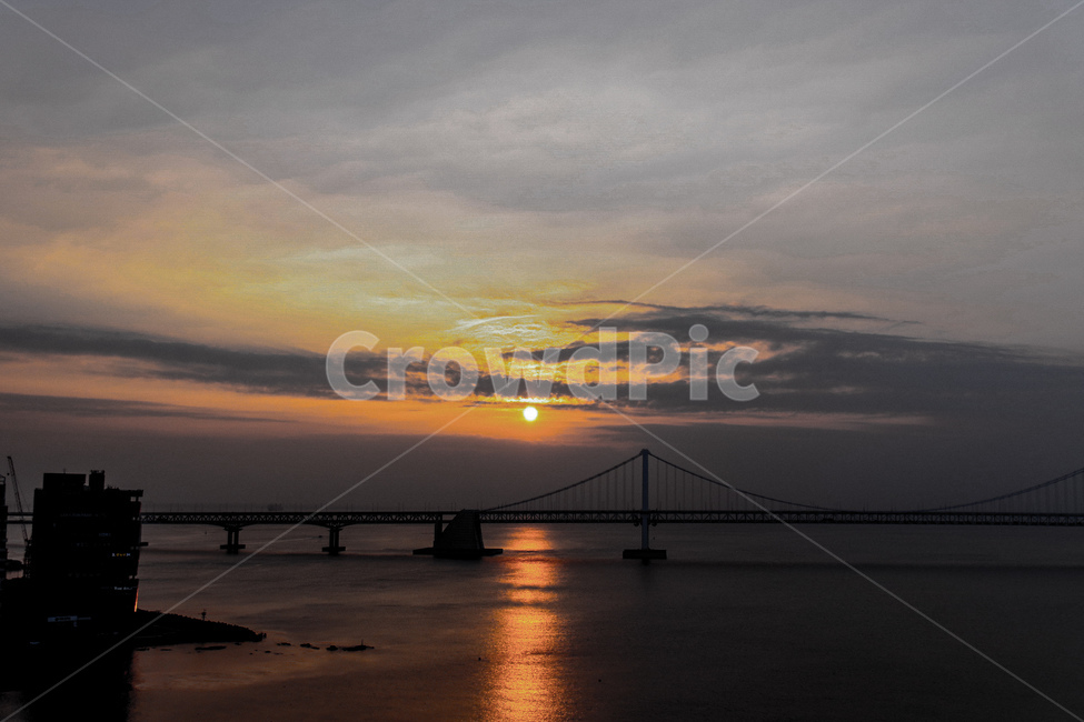 일몰,바다,바닷가,해운대,부산,광안리,광안대교,광안대교일몰,황혼,붉은하늘