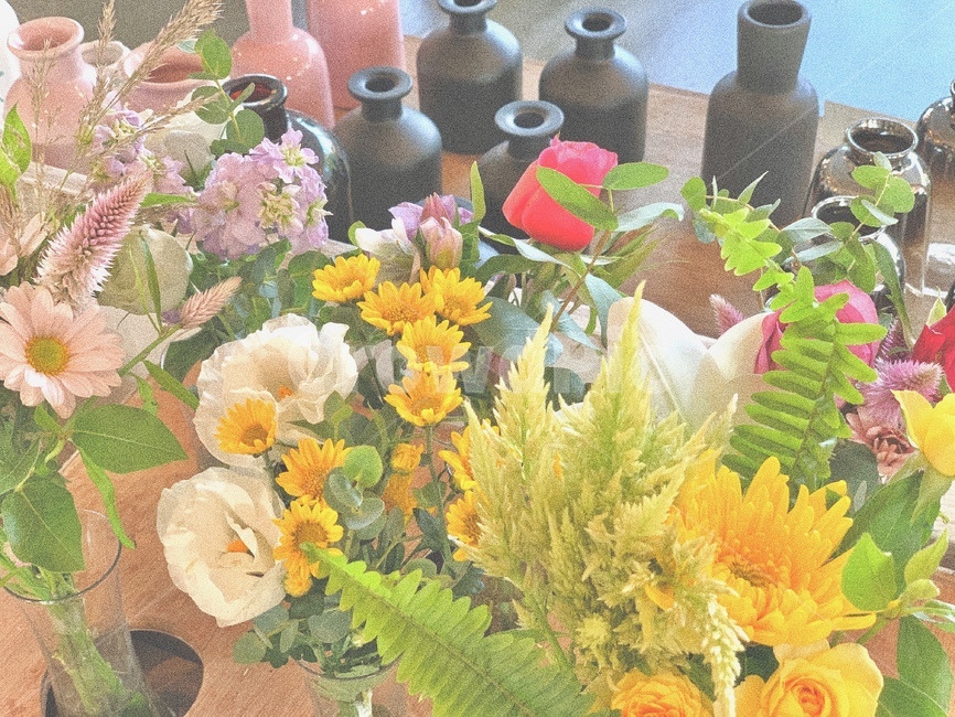 flowers,꽃,노랑,분홍,pink,yellow,cafe,카페,color,색감,예쁜색감,꽃,flower