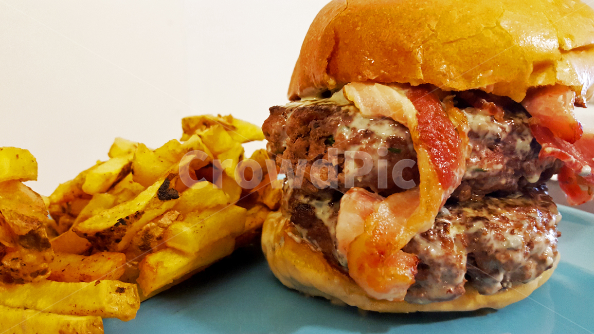버거,자이언트버거,더블패티,왕패티,수제버거,burger,food,음식,베이컨,감자튀김,음식,식재료,요리,food,cook,meal,dishes,food reserves,빵,bread,양식,서양음식,서양요리,western food,western dishes,western meal,western cook