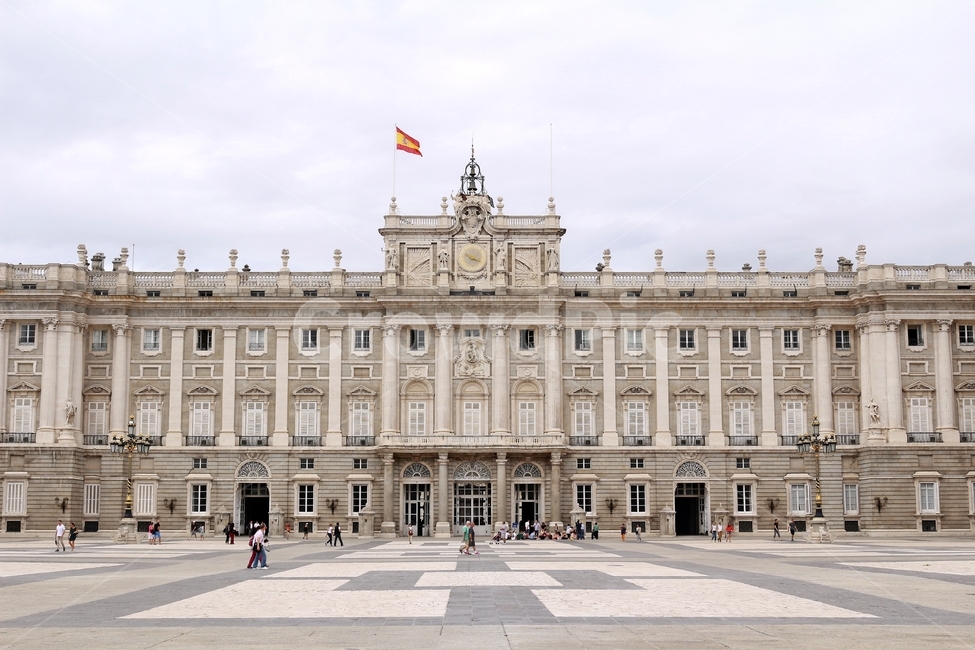 spain,Spanish Royal Palace,city,Palace,Overseas,roost,building,Spain,cloud,Plaza,Madrid,sight,Tourist destination,madrid,capital of spain,landmark,europe,landscape