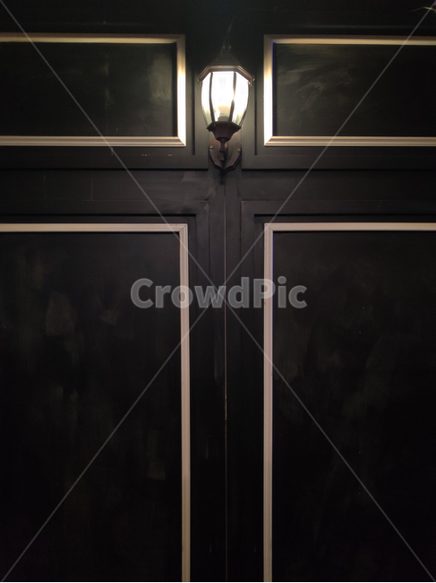 벽,wall,조명,lighting,문,door