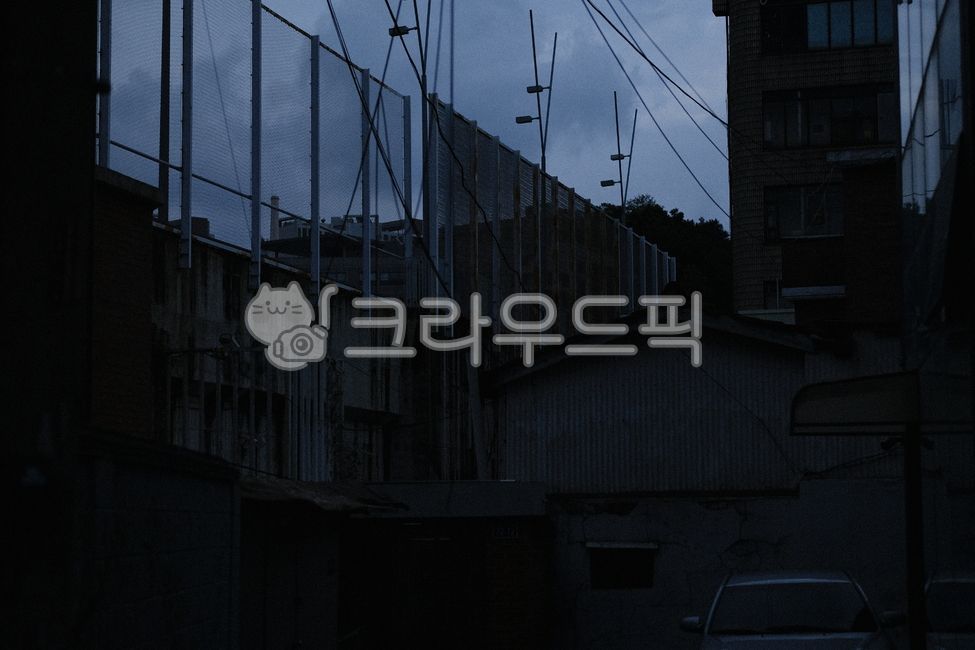 waste,redevelopment,untidy,Demolition,loneliness,Gongga,trash,ruins,dark,construction,abandoned house,empty house