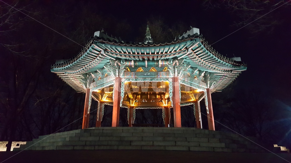 팔각정,야경,조명,남산,남산팔각정,야경,밤,풍경,nightscape,night,landscape,한국전통,한국문화,korean traditional,korean culture,건축물,건물외관,exterior,building,structure,architecture,construction,건물