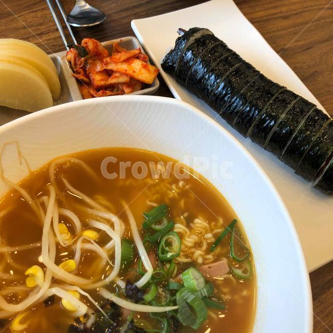라면,식사,요리,김밥,분식,한끼,food,meal,cook,음식,식재료,요리,food,cook,meal,dishes,food reserves
