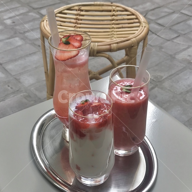 카페,디저트,음료,딸기에이드,딸기우유,음료수,drink,beverage