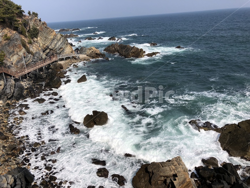 바다,파도,파란,절벽,돌,자연,풍경,nature,landscape,promontory,곶,sea,ocean,대양,water,물,outdoors,옥외