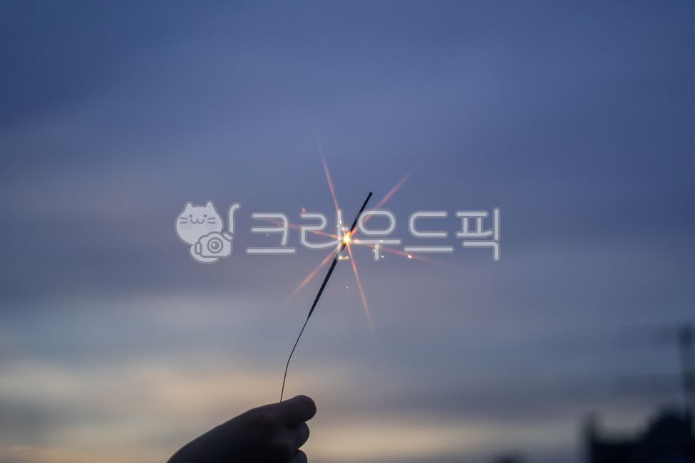 flare,sparkla,cross filter,blue,outdoors,light,sunset,Emotion,Fireworks
