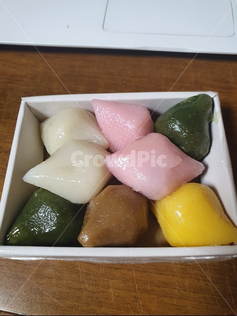 추석,명절,떡,송편,간식,디저트,깨,앙금,ricecake,쑥,꿀,알록달록,형형색색,sweets,음식,음식,식재료,요리,food,cook,meal,dishes,food reserves