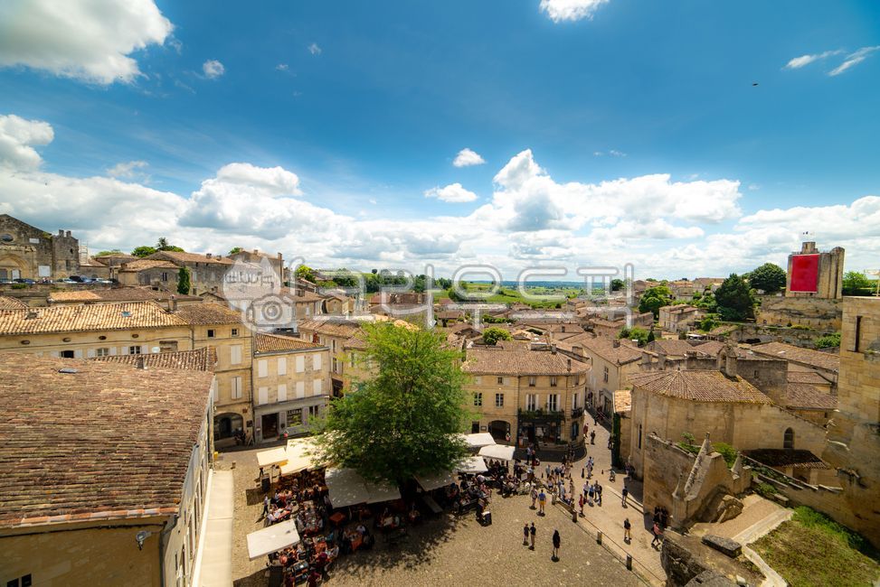 bordeaux,worldheritage,Bordeaux,villige,city,world cultural heritage,saintemilion,Saint Emilion,saintmilion,downtown,feeling,wine village,south of france,Town,france,Emotion,europe,winevillage