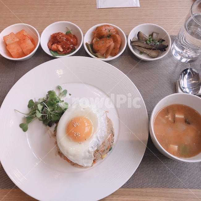 김치,볶음밥,계란,후라이,김치볶음밥,김볶,호텔,조식,식사,한식