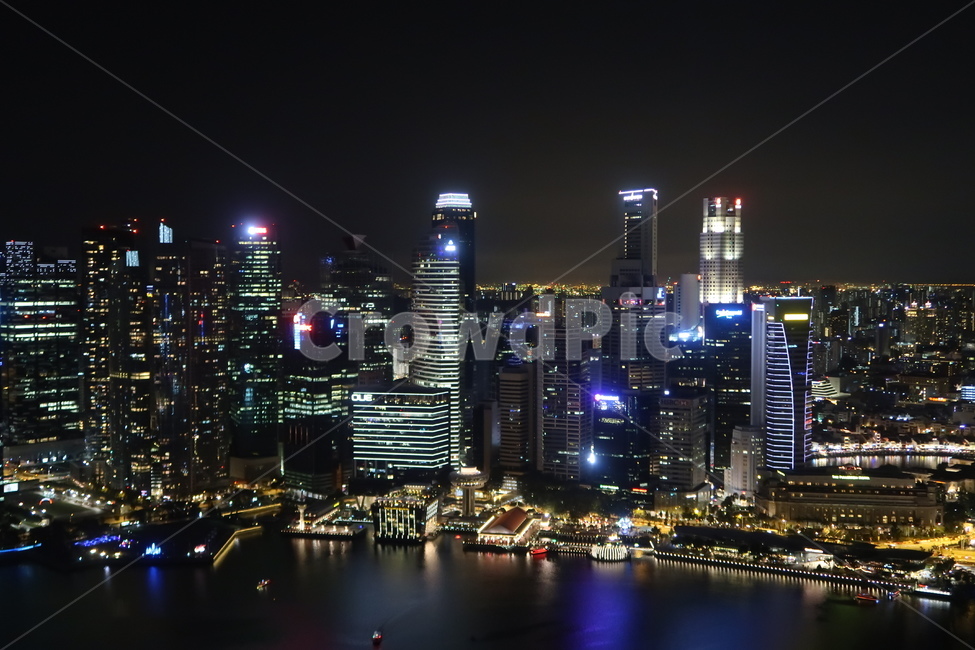 road,도로,landscape,경치,outdoors,옥외,야경,불빛,싱가폴,빌딩,도시,night,nightview,evening,light,singapore,city,officebuilding,사무실건물,metropolis,중심지,downtown,도심,urban,어반,시티,town,건물,building
