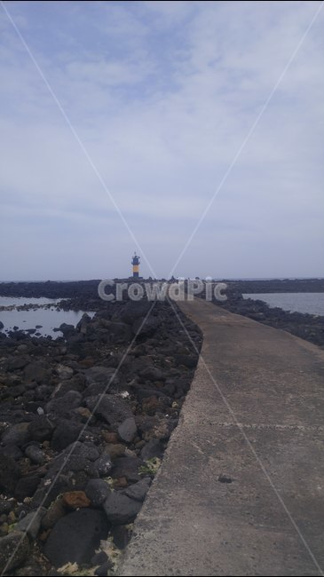 제주도,풍경,해변,등대,구름,자연,풍경,nature,landscape,한국자연풍경,한국자연경관,korea nature landscape,해변,바다,beach,sea,등대,lighthouse,제주도,jeju,jeju island