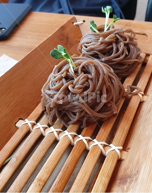 소바,메밀면,새싹채소,일식,정갈함,시원함,모밀,여름