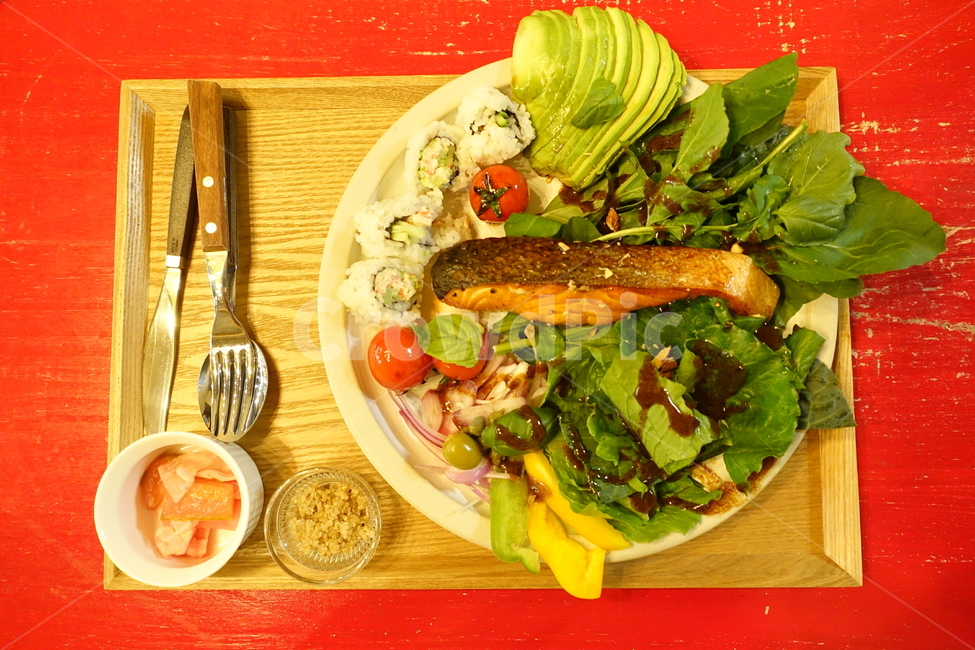 연어,요리,비건,비건요리,채식주의자,채식,음식,샐러드,아보카도,신선요리,야채,채소,food,cook,meal,vegan,vegetarianfood,veganfood,음식,식재료,요리,food,cook,meal,dishes,food reserves,양식,서양음식,서양요리,western food,western dishes,western meal,western cook