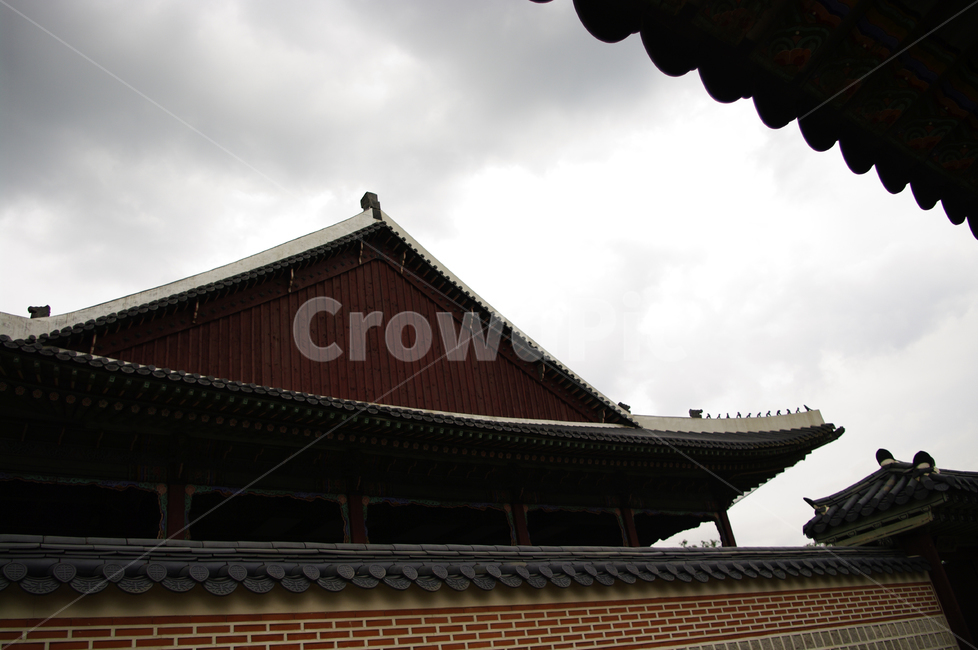 기와지붕,하늘,구름,한국,담,한국전통,한국문화,korean traditional,korean culture,건축물,건물외관,exterior,building,structure,architecture,construction