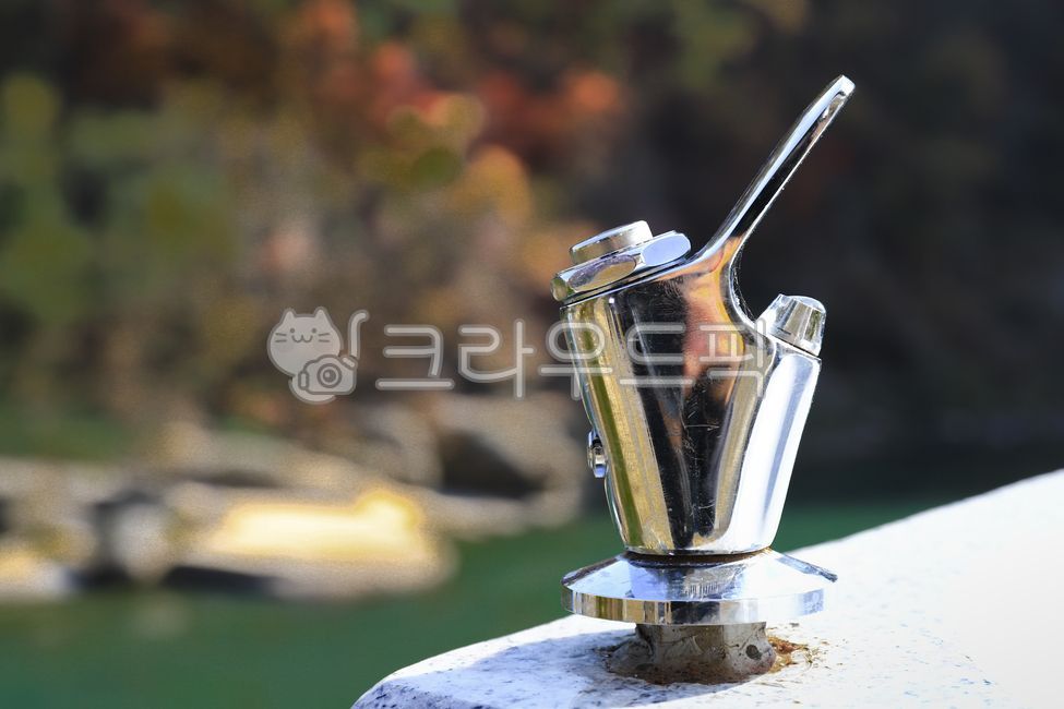 수도꼭지,수도,물,야외수도,야외수도꼭지