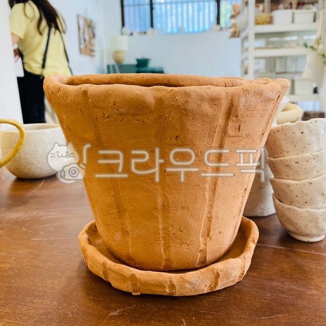 ceramic,clay pot,pot,workshop,plant