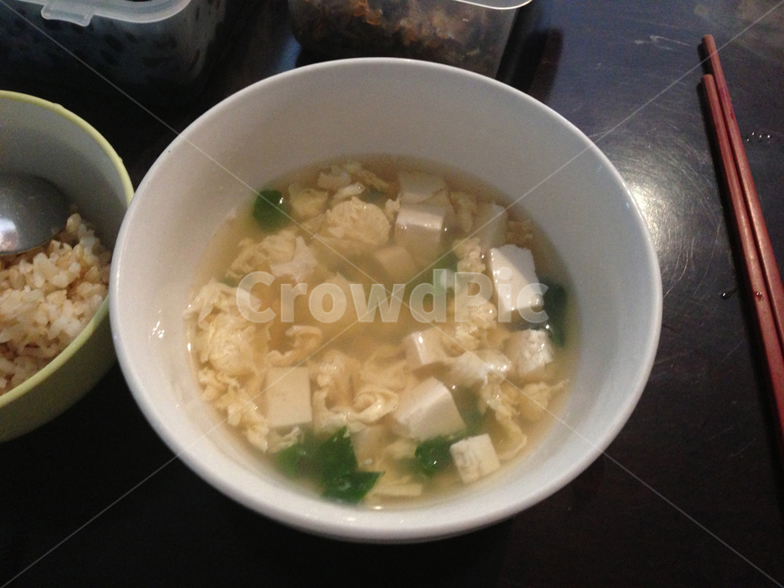 두부계란국,두부국,계란국,국,젓가락,음식,식재료,요리,food,cook,meal,dishes,food reserves