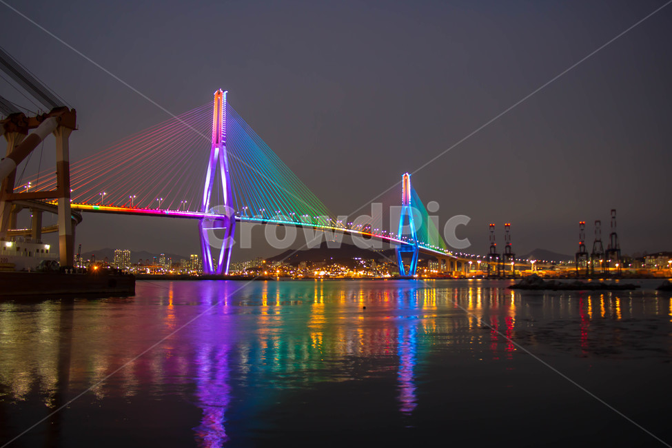 다리,무지개,대교,교량,항구,무지개빛다리,bridge,rainbow,rainbowbridge,harbor,structure,야경,밤,풍경,nightscape,night,landscape,도시,city,한국도시풍경,한국도시경관,korea cityscape,랜드마크,landmark,tourist attraction,한국랜드마크,한국관광지,한국명소,korea landmark,korea tourist attraction,building,건물,lighting,조명,metropolis,중심지,시티,town,urban,어반