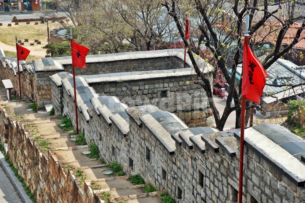 남치,성곽,치,수원화성,화성,성벽,유네스코세계문화유산,한국전통,한국문화,korean traditional,korean culture,건축물,건물외관,exterior,building,structure,architecture,construction