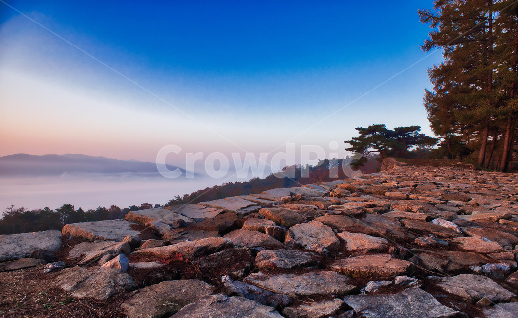 산턱,풍경,구름,운해,산성,자연,풍경,nature,landscape,rubble,파편