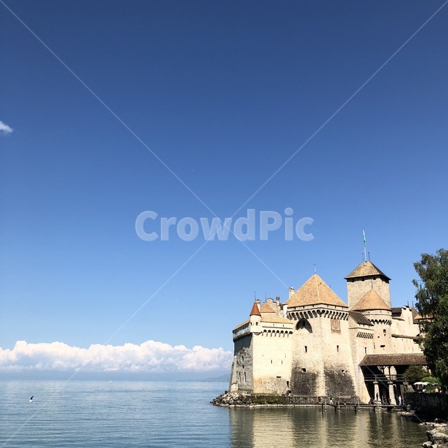 물,water,자연,nature,관광,landscape,경치,관광명소,강,lake,하늘,sky,스위스,swizerland,vacation,touristattraction,감성,feeling,architecture,건축물,building,건물,castle,성,fort,요새,moat,해자외호