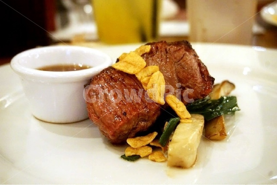 음식,스테이크,마늘,steak,고급진요리,음식,식재료,요리,food,cook,meal,dishes,food reserves,양식,서양음식,서양요리,western food,western dishes,western meal,western cook