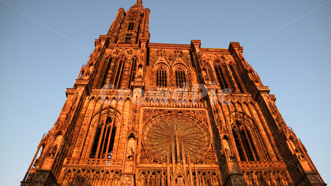 cathedralofnotredame,노트르담,대성당,건물,스트라스부르,프랑스,strasbourg,유럽,여행,유럽여행,관광,건축물,landmark,랜드마크,landmark,tourist attraction,해외,외국,세계,foreign,oversea,world,세계랜드마크,해외랜드마크,외국랜드마크,world landmark,world tourist attraction,건축물,건물외관,exterior,building,structure,architecture,construction,spire,첨탑,steeple,뾰족한 탑,tower,탑
