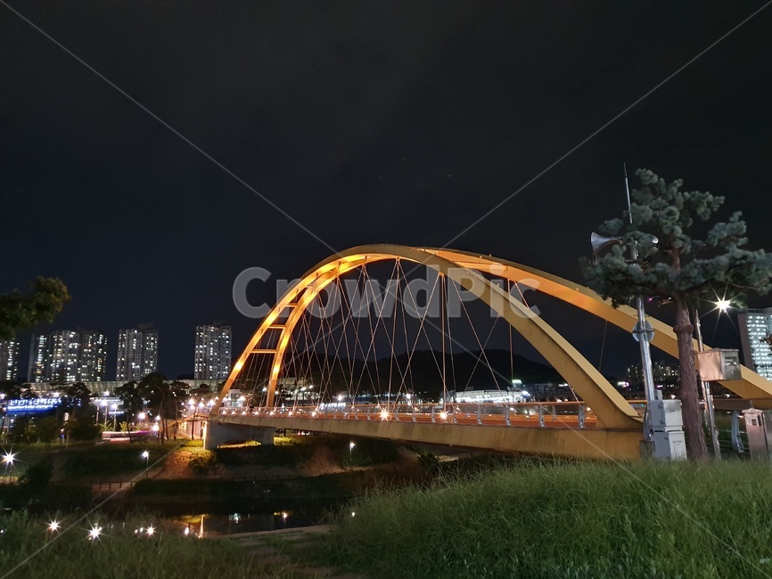 야경,bridge,다리,architecture,건축물,archbridge,arch,아치,nightview,night,불빛