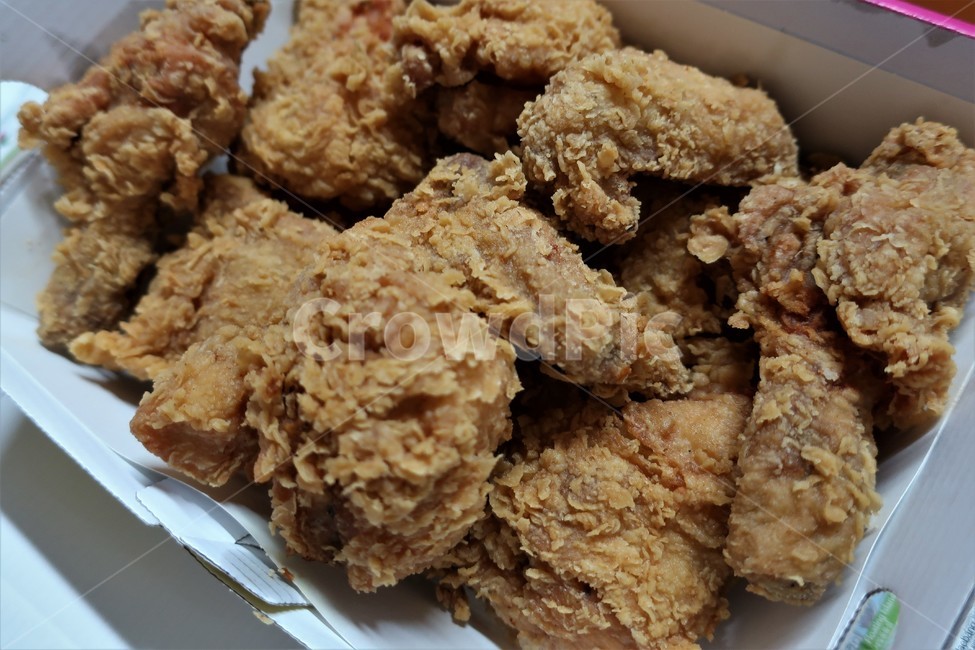 치킨,후라이드,배달,음식,튀김,통닭,야식,치맥,닭고기,닭다리,음식,식재료,요리,food,cook,meal,dishes,food reserves,육류,고기,meat