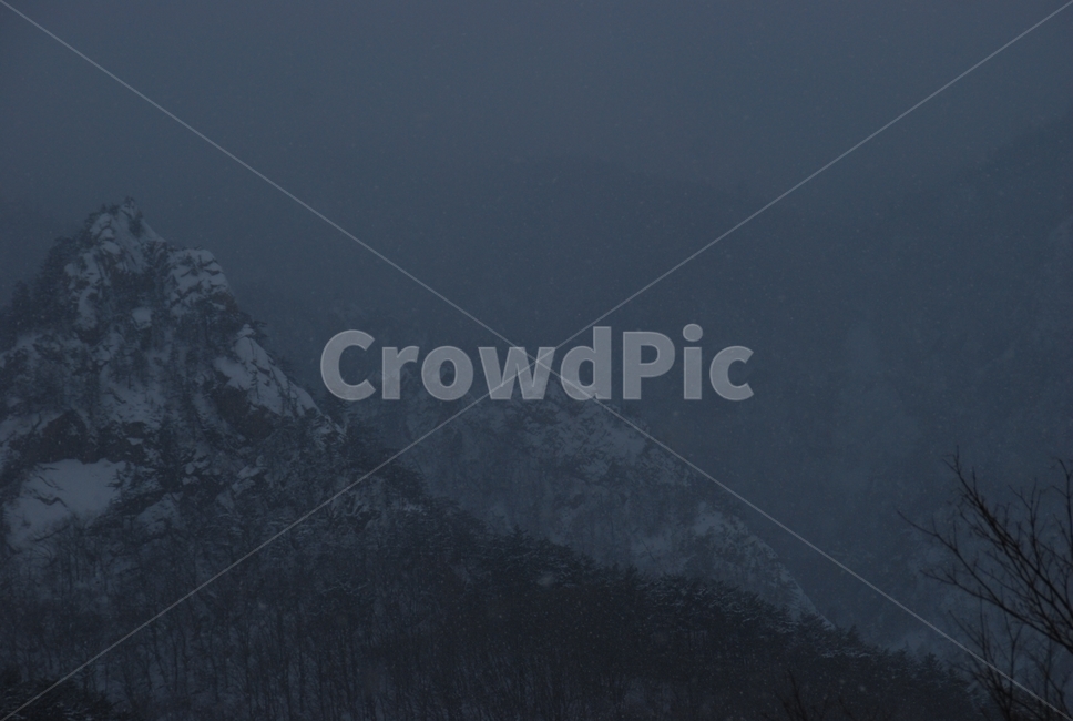 설악산,겨울산,눈,설산,겨울,soraksan,wintermountain,snow,nature,자연