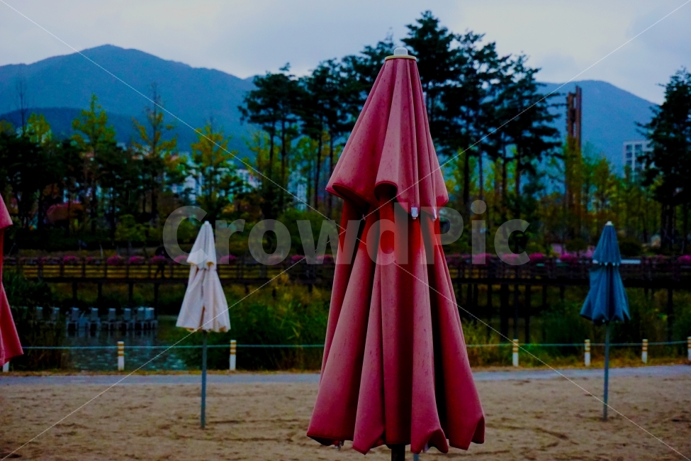 부산,부산시민공원,흐림,파라솔,감성,감성,sensible,feeling,사물,물건,오브젝트,thing,object,matter