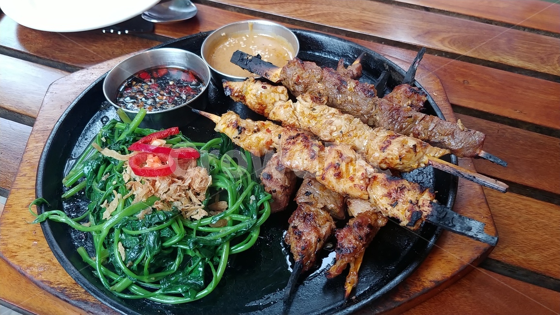 꼬치,모닝글로리,구이,소스,육류,고기,베트남음식,베트남,현지식,그릴,바베큐,바비큐,dishes,meal,cook,현지음식,로컬푸드,음식,요리,식재료,플레이팅,food,음식,식재료,요리,food,cook,meal,dishes,food reserves,육류,고기,meat