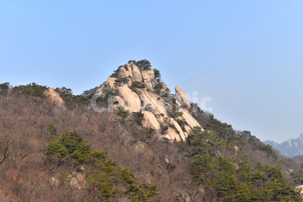 도봉산,풍경,자연,국립공원,서울,도심지,명산,겨울,힐링,산행지,국내여행,자연풍경,산사진,기암,바위,기암절경,Seoul,Korea,National,Park,비경,산행,등산,트레킹,100대명산,바위산,오봉,우이암,선만자,주봉,암릉,사진,감성,장관,조망,자연,풍경,nature,landscape,한국자연풍경,한국자연경관,korea nature landscape,outdoors,옥외,cliff,낭떠러지