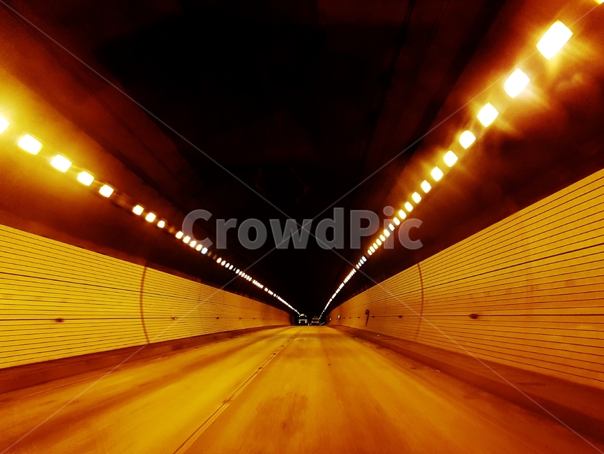 터널,도로,동굴,자동차,자동차전용도로,2차선,조명,car,tunnel,street,way,교통,교통수단,traffic,transportation