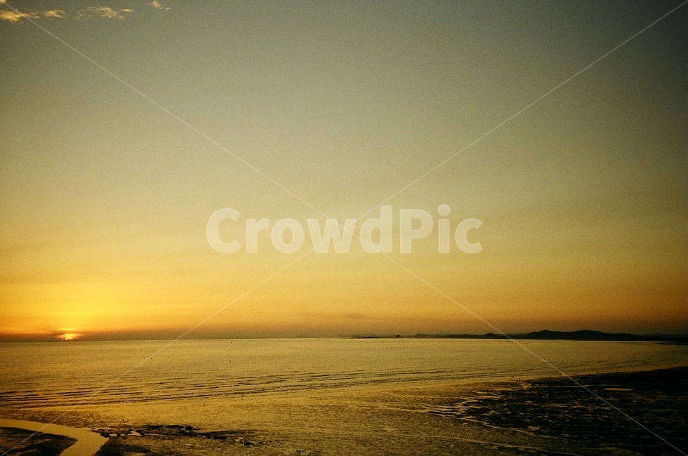 바다,노을,해질녘,필름,필름사진,nature,자연,outdoors,옥외,sky,하늘,dusk,황혼,sunset,일몰,dawn,redsky,새벽,붉은하늘